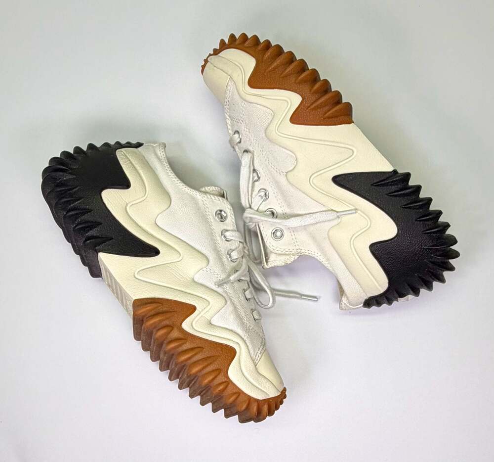 Converse Run Star Motion CX Platform Low White Black Gum Women 7 - Picture 6 of 16